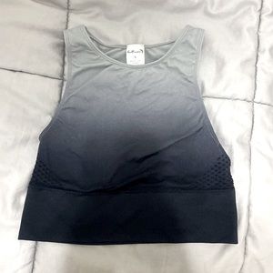 Workout top